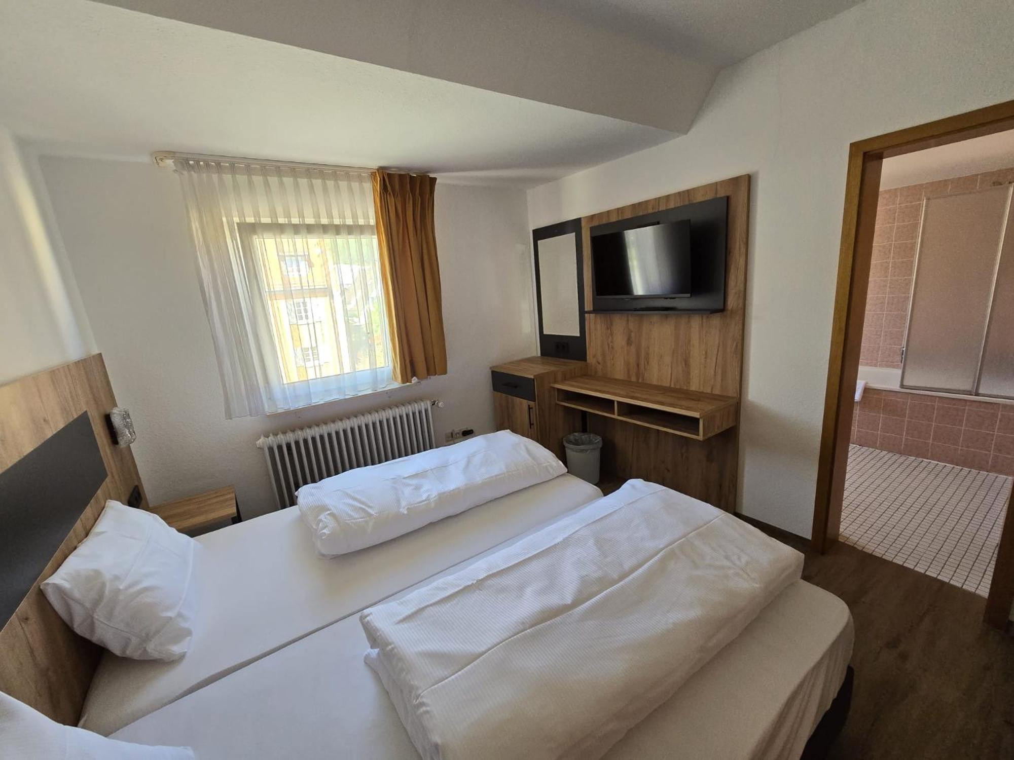 Landgasthof Kreuz Mit Gaestehaus Immendingen 외부 사진